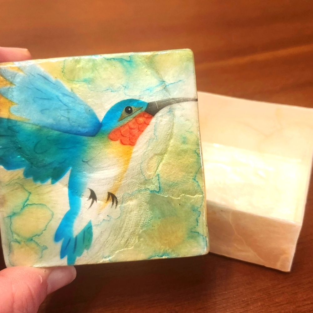 Hummingbird Irridescen Capiz Shell Jewelry Trinket  Keepsake Box 3"